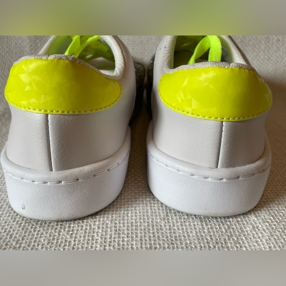 MKS white sneaker with stars and sparkle - Picture 2 of 11